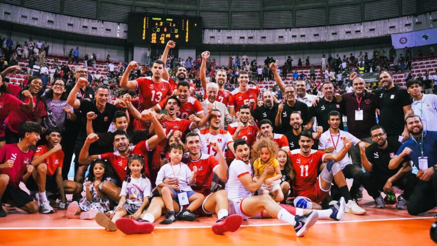 المنتخب التونسي يحقق البطولة الإفريقية للكرة الطائرة